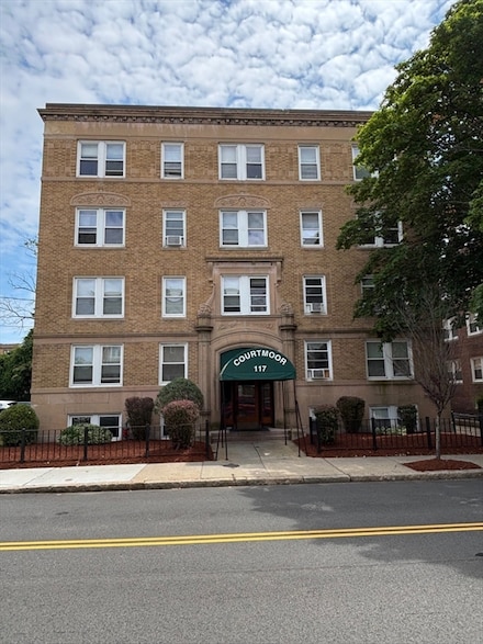 117 Summer St Unit 27, Malden, MA 02148