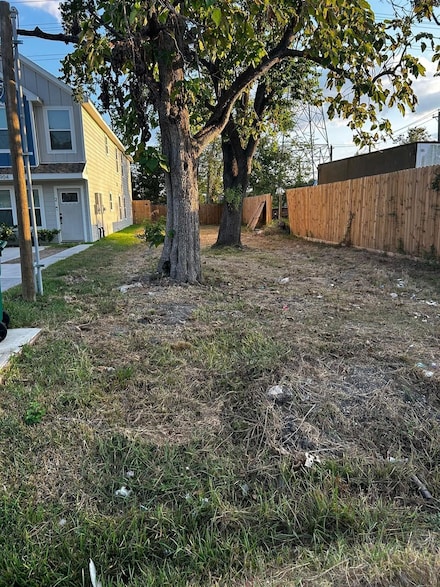7902 Sexton St, Houston, TX 77028