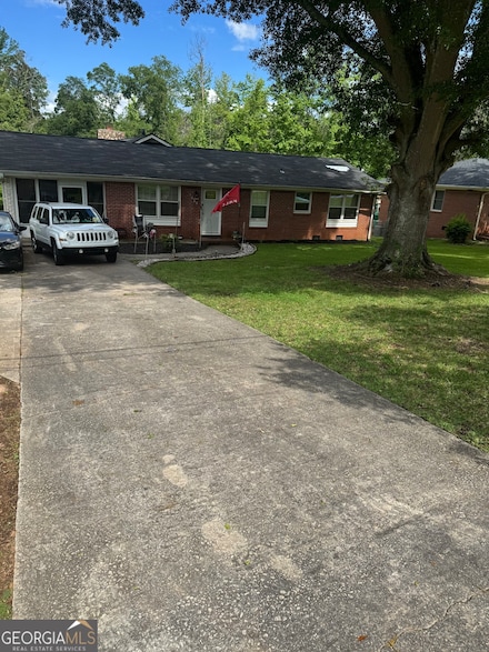 1406 Canterbury Rd, Griffin, GA 30223