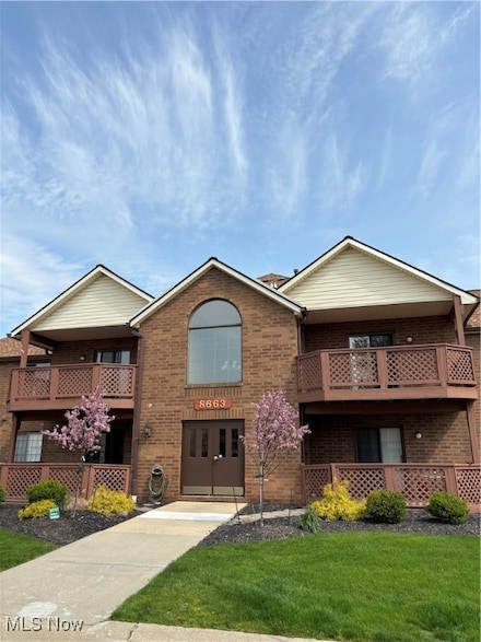 8663 Scenicview Dr Unit D204, Broadview Heights, OH 44147