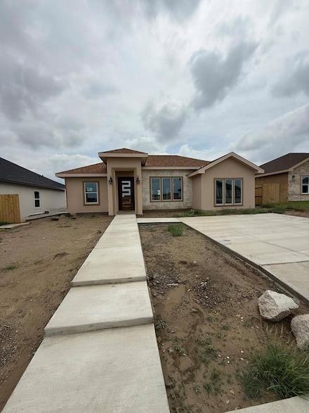 3230 Ethel Dr, Eagle Pass, TX 78852