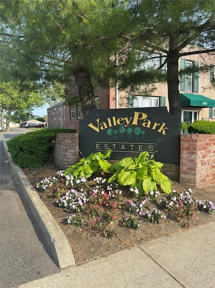 1079 Hunter Ave Unit 1, Valley Stream, NY 11580