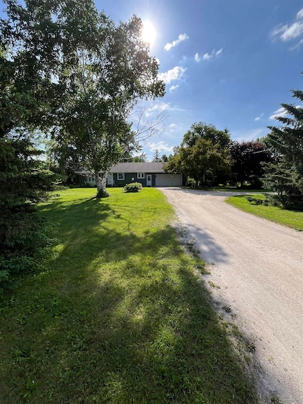 5106 County Road D, Fond Du Lac, WI 54937