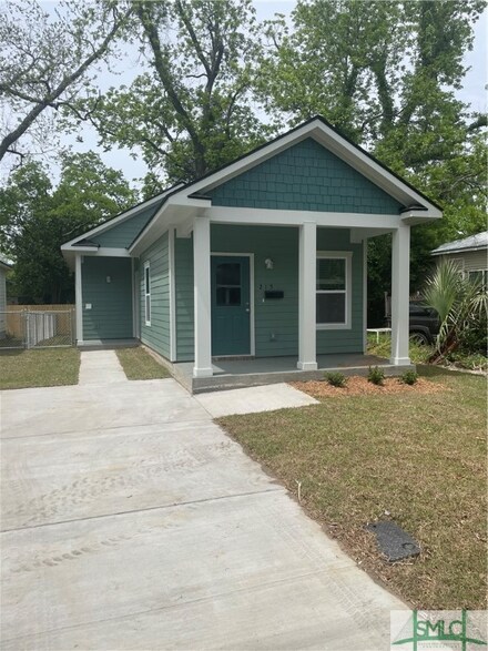 215 Millen St, Savannah, GA 31415