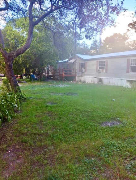 17650 Akins Dr, Spring Hill, FL 34610