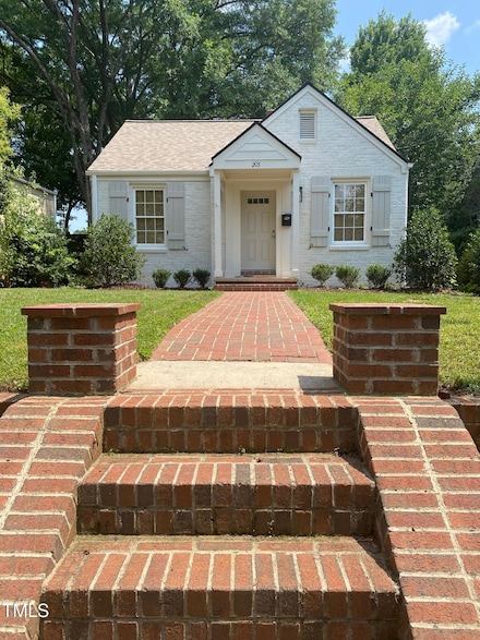 203 W West Roanoke Park Dr, Raleigh, NC 27608