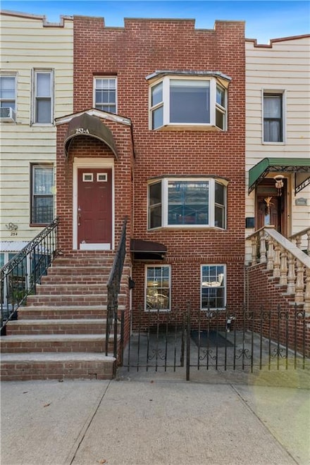 252A 22nd St, Brooklyn, NY 11215