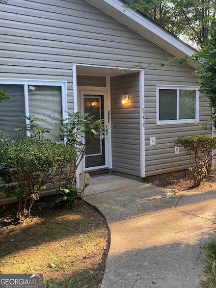 8574 Creekwood Way, Jonesboro, GA 30238