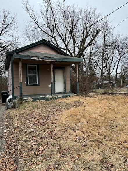 1206 Cedar Ave, Cincinnati, OH 45224