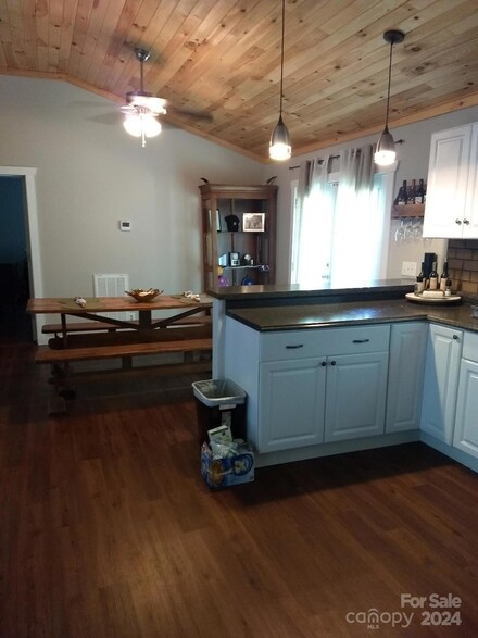 205 N Beverly Dr, Locust, NC 28097