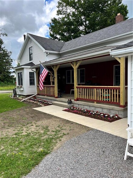 4230 Poplar Tree Rd, Gainesville, NY 14066