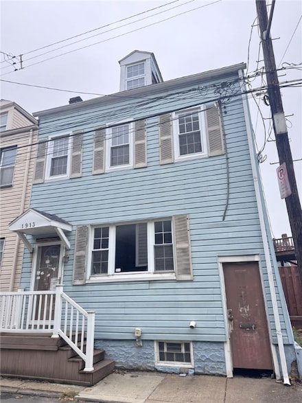 1913 Fox Way, Pittsburgh, PA 15203