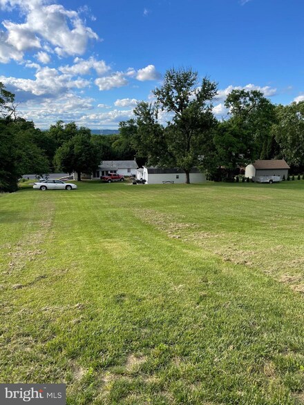 0 Locust Ext Xt St Unit PAYK2024084, Mount Wolf, PA 17347