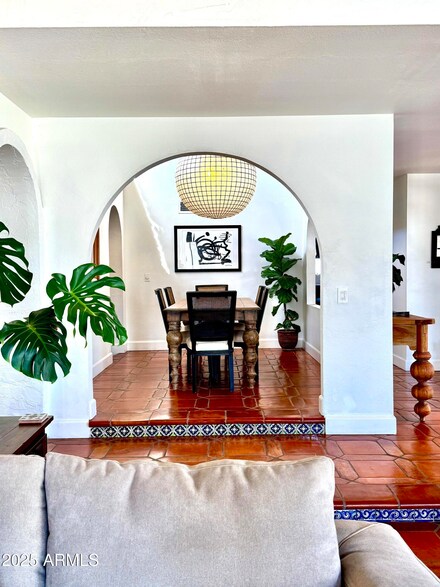 2022 E Bishop Dr, Tempe, AZ 85282