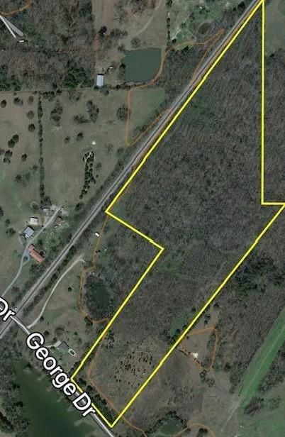 207 George Dr, Hope Hull, AL 36043