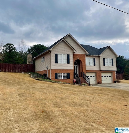 906 Ridgeway Dr, Oneonta, AL 35121