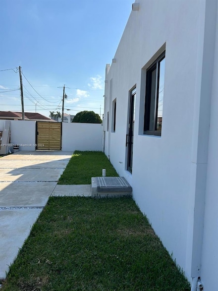 8311 Grand Canal Dr Unit A, Miami, FL 33144
