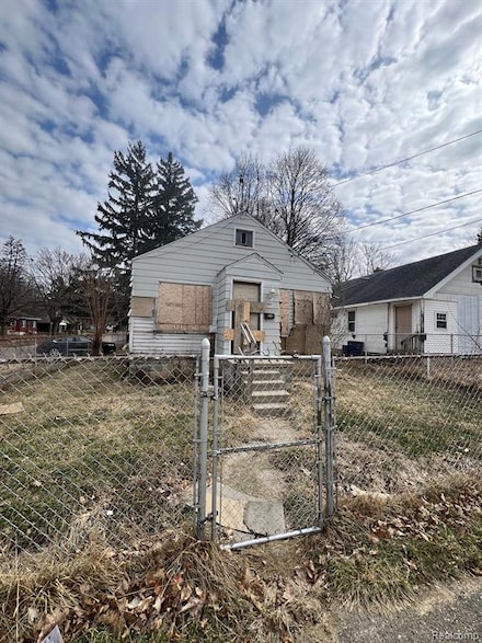 1622 Arlington Ave, Flint, MI 48506