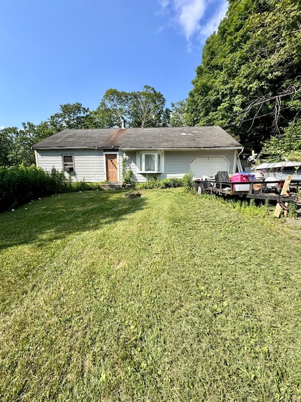 7 Mount Tom Rd, New Milford, CT 06776