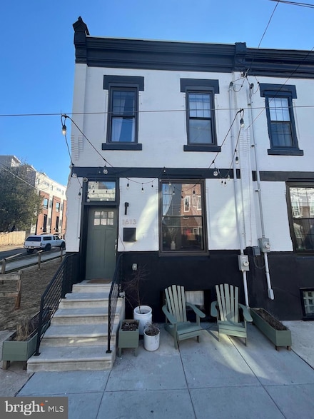 1613 N 26th St, Philadelphia, PA 19121