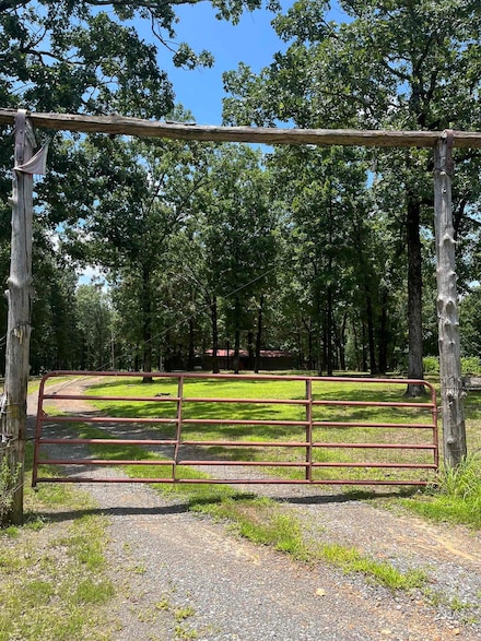 620 Goff Rd, Quitman, AR 72131