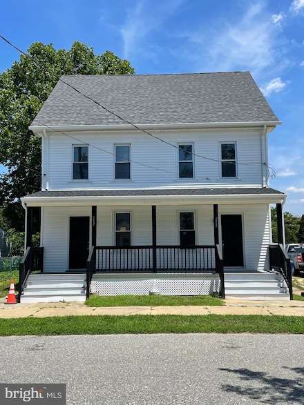 215 217 Broad St, Swedesboro, NJ 08085