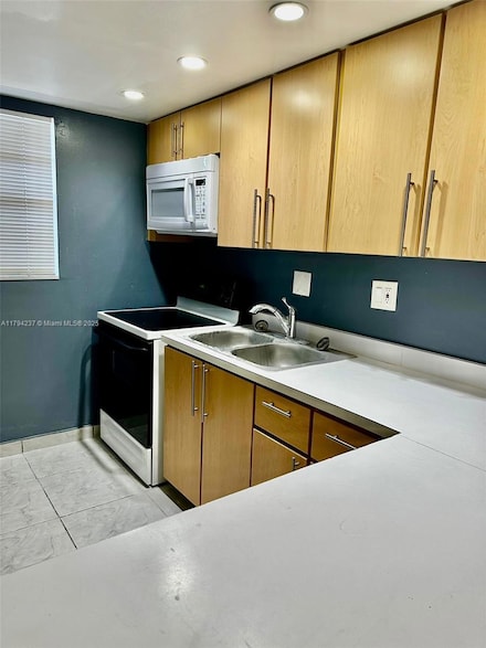 8101 SW 73rd Ave Unit 30, Miami, FL 33143