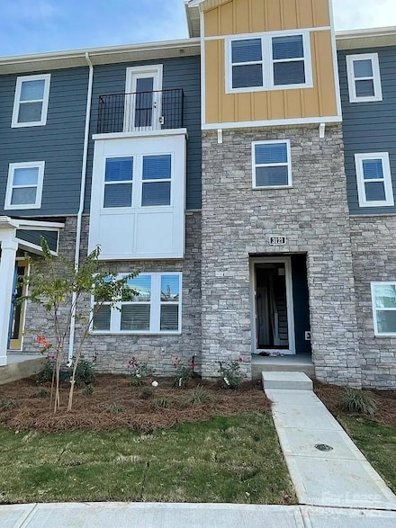 3121 Treble Ct, Charlotte, NC 28262