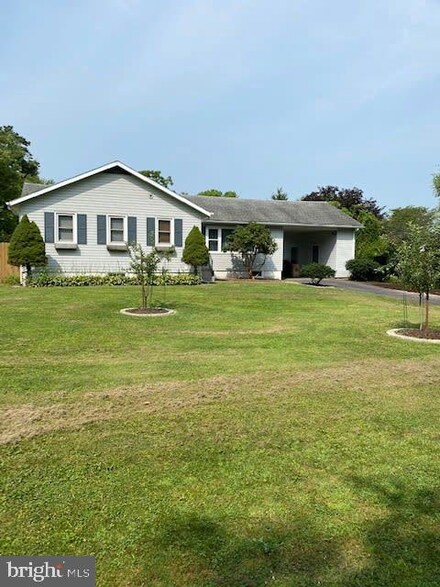 778 Avenue E, Danville, PA 17821