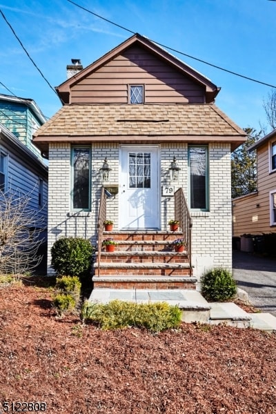 79 Rector St, Millburn, NJ 07041