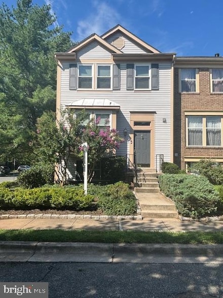 2 Autumn Flower Ln, Gaithersburg, MD 20878