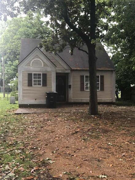 437 Olive St, Trumann, AR 72472