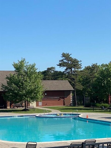 158 Chippewa Dr, East Union Township, PA 18201