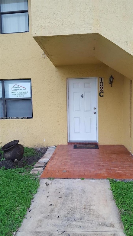 14831 SW 80th St Unit 102, Miami, FL 33193
