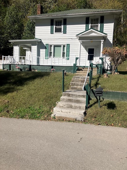 109 Store Hollow, Betsy Layne, KY 41605