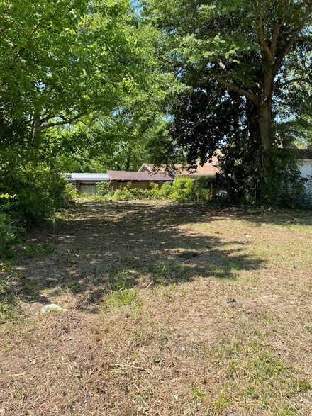 208 S Salem Ave, Sumter, SC 29150