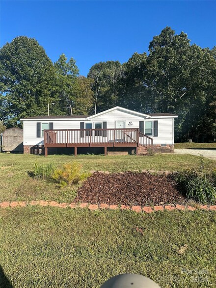 1150 Keystone Dr, Salisbury, NC 28147