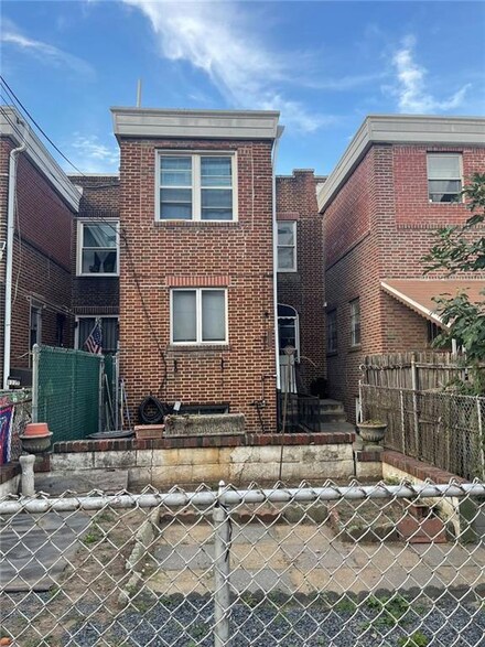 1227 Tabor Ct, Brooklyn, NY 11219