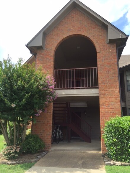 6650 Pondside Cir Unit 1, Memphis, TN 38119