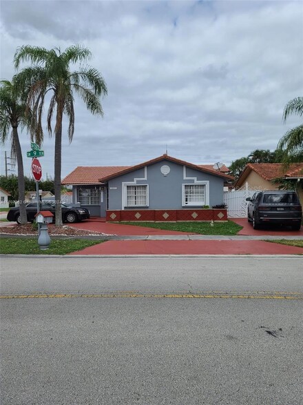 13871 SW 9th Terrace, Miami, FL 33184
