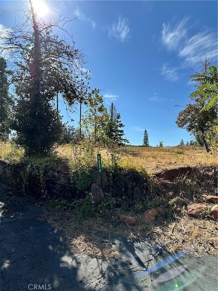 5856 Grape Ln, Paradise, CA 95969