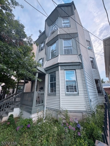 86 N 11th St, Newark, NJ 07107