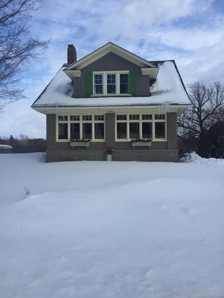 1282 Fiske Rd, Chazy, NY 12921
