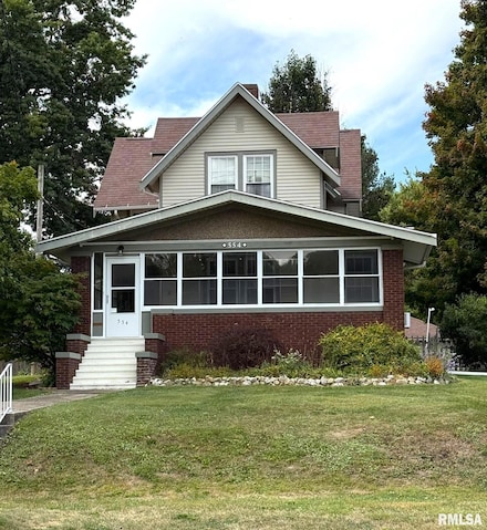 554 N West St, Galesburg, IL 61401