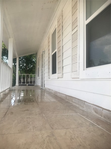 801 Gay Hill St, Brenham, TX 77833