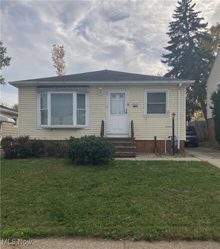 4319 Russell Ave, Cleveland, OH 44134