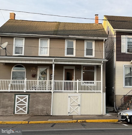 45 W Grand Ave, Tower City, PA 17980