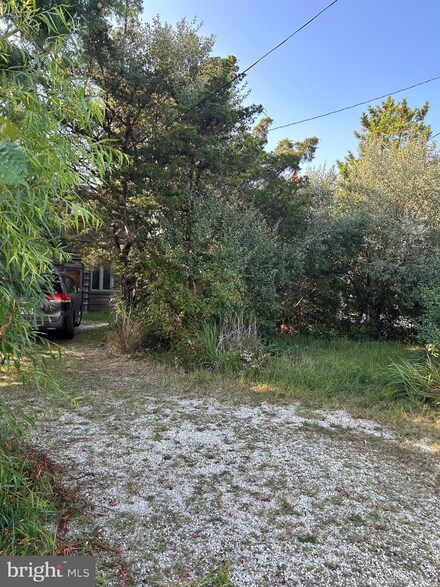 2105 Central Ave, Barnegat Light, NJ 08006