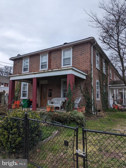 2951 Sumter Rd, Camden, NJ 08104