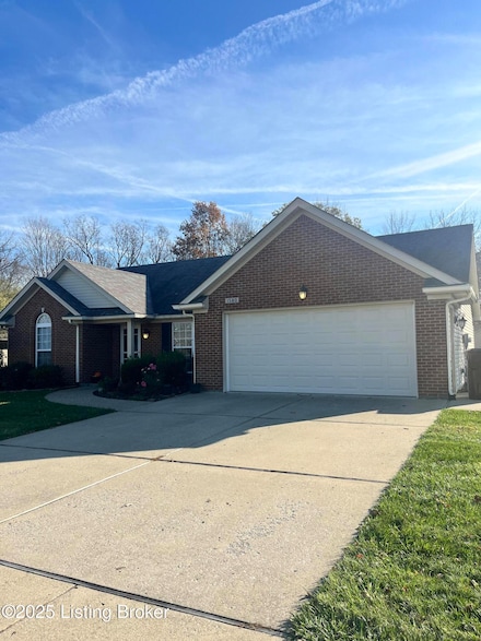 1580 Overlook Cir, Shelbyville, KY 40065